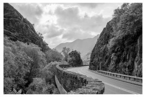 Road through Glen Coe, Schottland (OM-1)